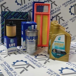 Kit tagliando punto evo euro 5 1.3 mjt 95 cv 4 filtri ufi e 4 lt petronas 5w30